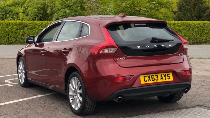 Volvo V40 2.0 D3 SE Lux (Cruise Control, Heated Front Seats, Park Pilot) Hatchback Diesel Red