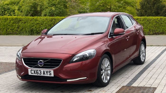 Volvo V40 2.0 D3 SE Lux (Cruise Control, Heated Front Seats, Park Pilot) Hatchback Diesel Red