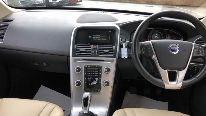 Volvo XC60 2.0 XC60 SE NAV D4 (Rear Park Assist, Cruise Control, Sensus Navigation) Estate Diesel Grey