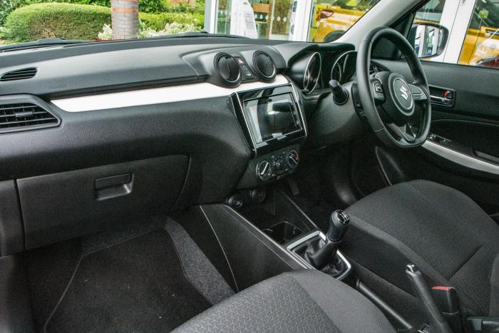 Suzuki Swift 1.0 1.2 Attitude Dualjet MT Hatchback Petrol Fervent Red - Solid