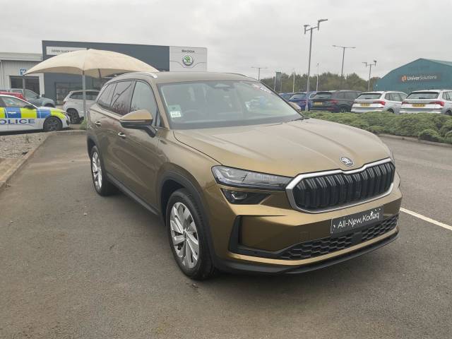 Skoda Kodiaq 2.0 TDI SE L DSG Euro 6 (s/s) 5dr (7 Seat) SUV Diesel Bronx GoldSkoda Kodiaq 2.0 TDI SE L DSG Euro 6 (s/s) 5dr (7 Seat) SUV Diesel Bronx Gold at Derek Slack Motors Middlesbrough