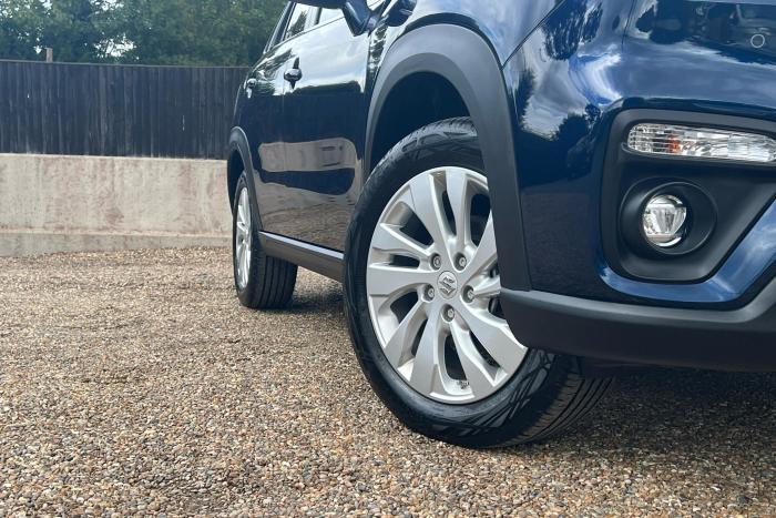 Suzuki S-Cross 1.5 Motion Hev Auto Hybrid Electric Blue