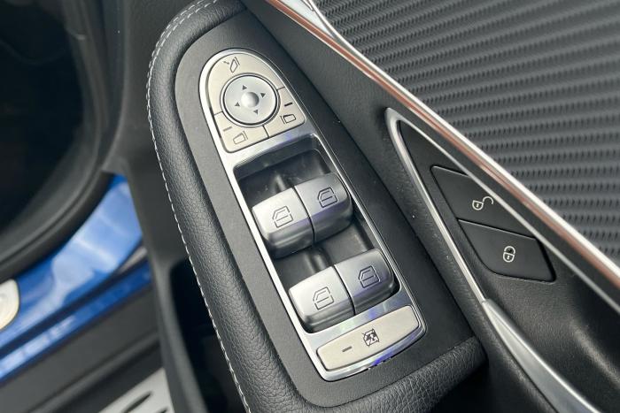 Mercedes-Benz Eqc 400 Amg Line 4Matic Electric Blue