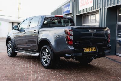 Isuzu D-Max 1.9 Dl40 Auto Diesel Obsidian Grey Mica
