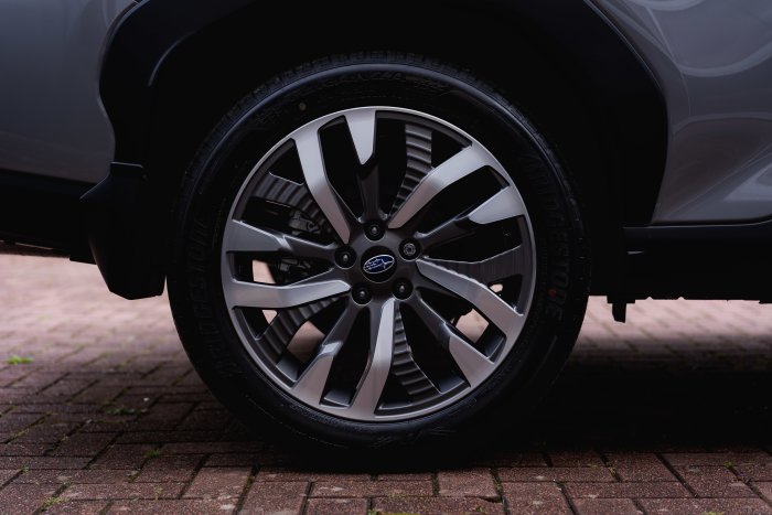 Subaru Forester 2.0 Trng Ebxr Sym Aw Hybrid Electric River Rock Pearl