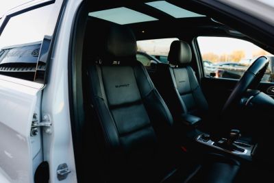 Jeep Grand 3.0 Cherokee Crd Summit Diesel Bright White Clear Coat