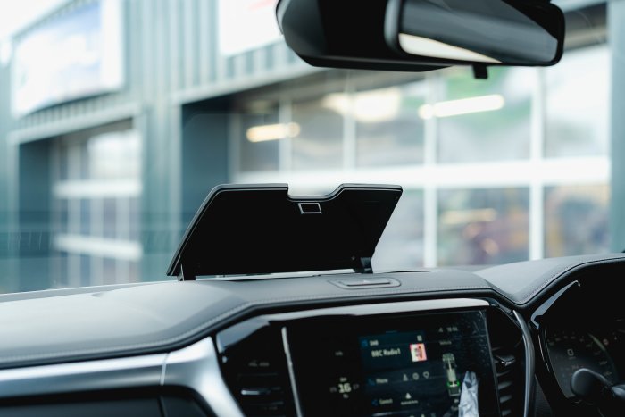 Isuzu D-Max 1.9 Dl40 Auto Diesel Obsidian Grey Mica