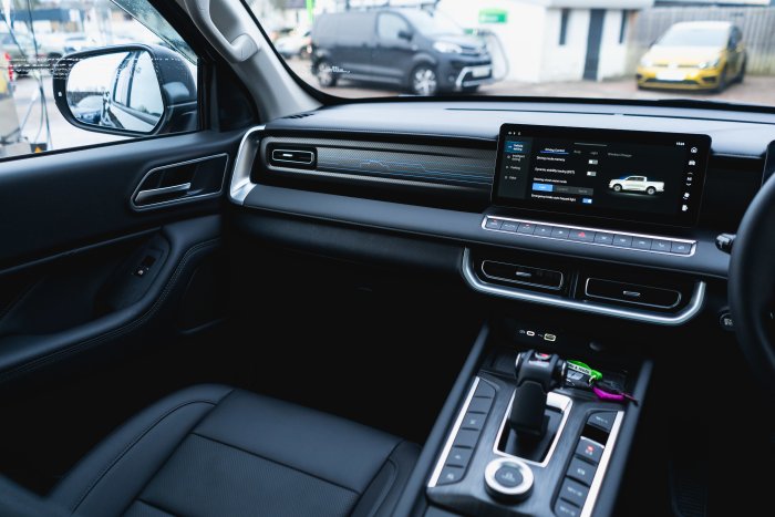 Gwm POER300 0.0 Vanta Diesel Crystal Black