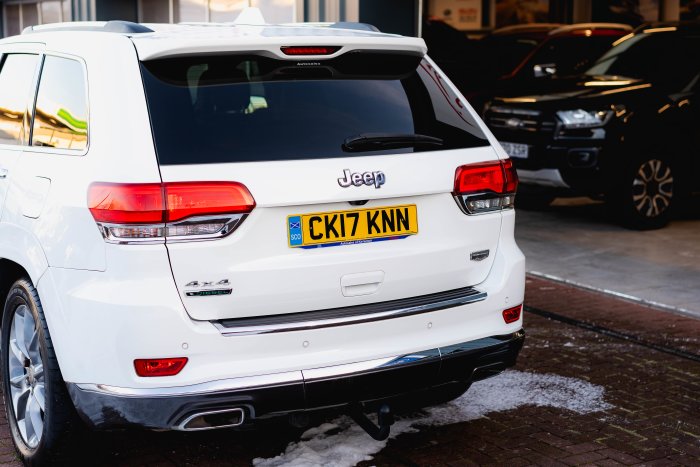 Jeep Grand 3.0 Cherokee Crd Summit Diesel Bright White Clear Coat