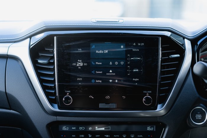 Isuzu D-Max 1.9 Dl40 Auto Diesel Mercury Silver Metallic