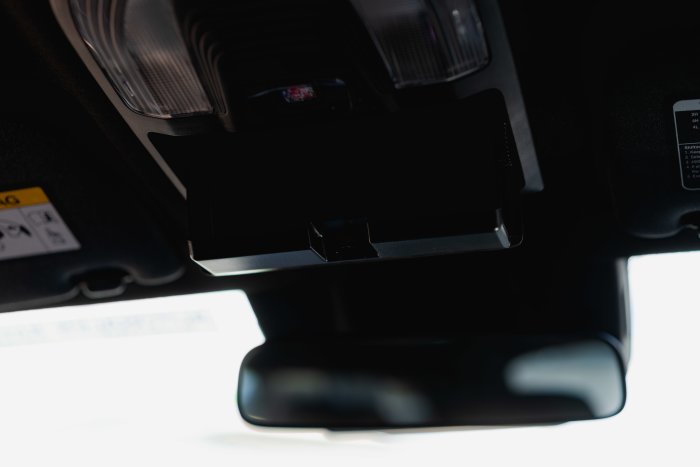 Isuzu D-Max 1.9 Dl40 Auto Diesel Mercury Silver Metallic