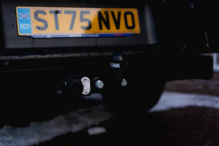 Isuzu D-Max 1.9 Dl20 Diesel Onyx Black Mica