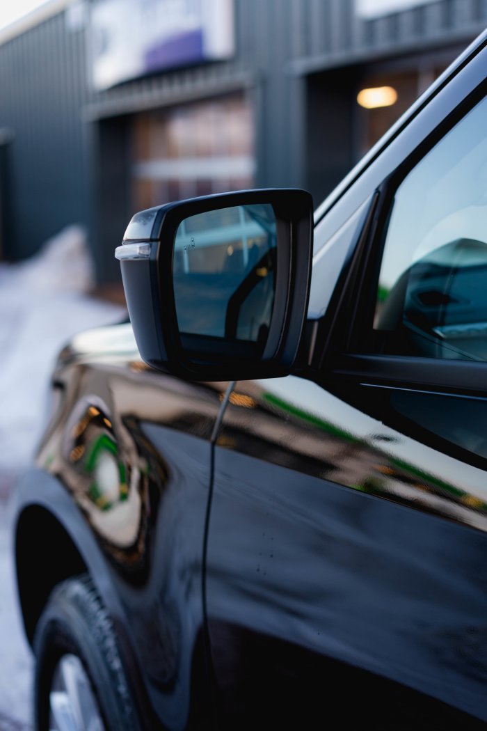 Isuzu D-Max 1.9 Dl20 Diesel Onyx Black Mica