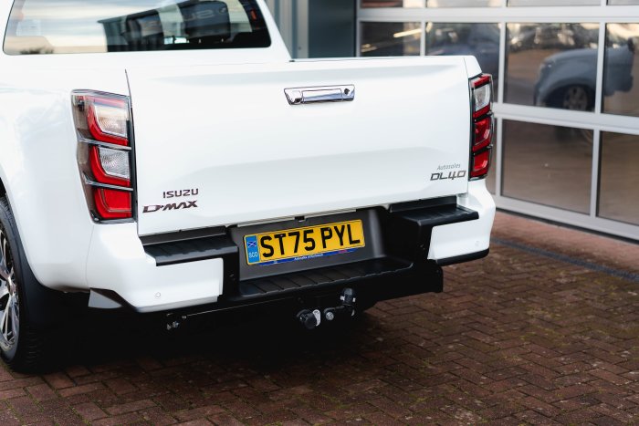 Isuzu D-Max 1.9 Dl40 Diesel Splash White
