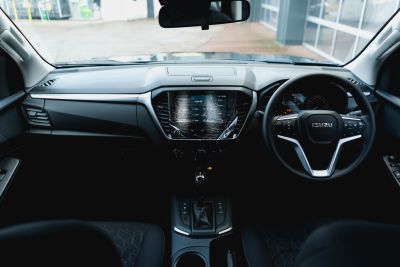 Isuzu D-Max 1.9 Dl20 Auto Diesel Obsidian Grey Mica