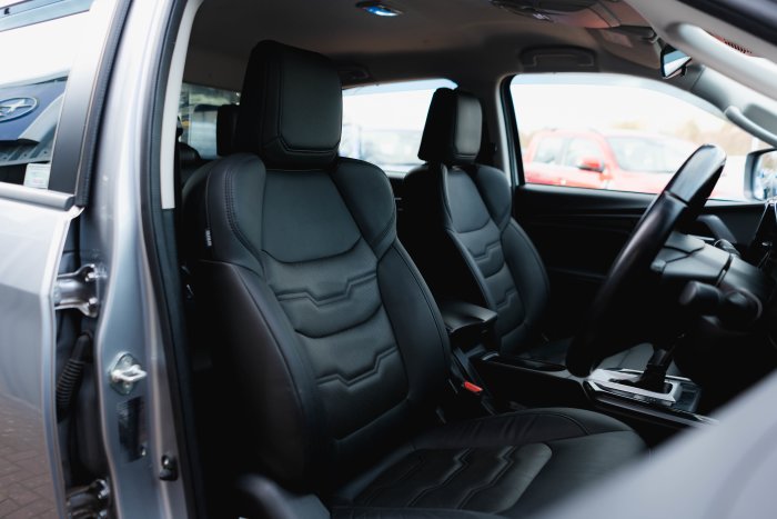 Isuzu D-Max 1.9 Dl40 Auto Diesel Mercury Silver