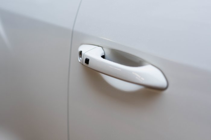 KGM Tivoli 1.5 K40 Auto Petrol Grand White