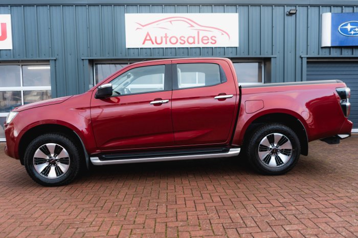 Isuzu D-Max 1.9 Dl40 Diesel Spinel Red