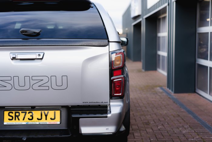 Isuzu D-Max 1.9 Dl40 Auto Diesel Mercury Silver