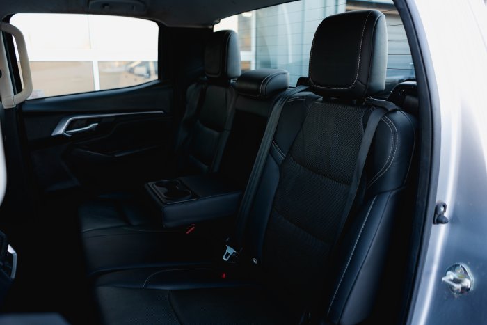 Isuzu D-Max 1.9 Dl40 Auto Diesel Mercury Silver