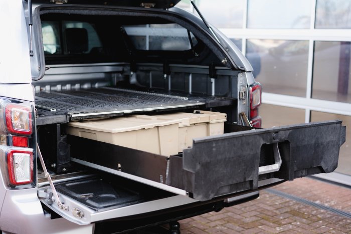 Isuzu D-Max 1.9 Dl40 Auto Diesel Mercury Silver