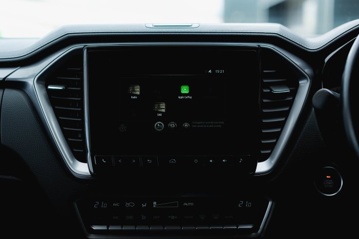 Isuzu D-Max 1.9 Dl40 Auto Diesel Mercury Silver