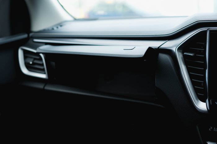 Isuzu D-Max 1.9 Dl40 Auto Diesel Mercury Silver