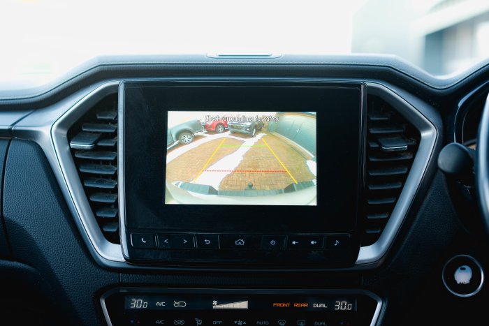 Isuzu D-Max 1.9 Dl40 Auto Diesel Mercury Silver