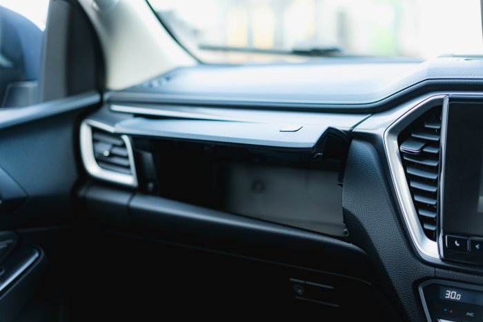 Isuzu D-Max 1.9 Dl40 Diesel Spinel Red