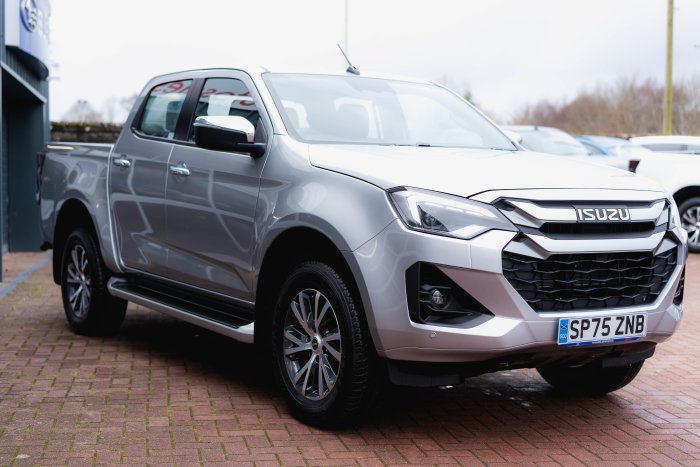 Isuzu D-Max 1.9 Dl40 Auto Diesel Mercury Silver Metallic