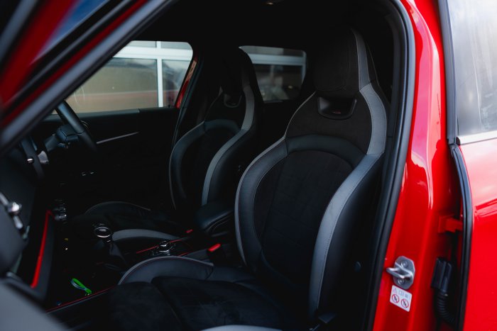 Mini C-Man 1.5 Cooper S E All4 Spo Hybrid Electric Chili Red