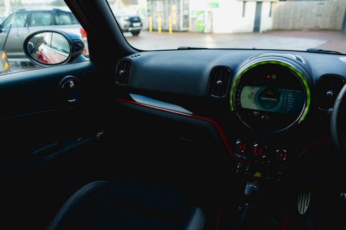 Mini C-Man 1.5 Cooper S E All4 Spo Hybrid Electric Chili Red