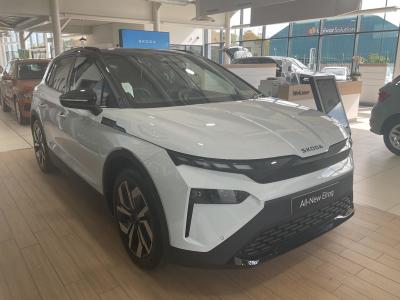 Skoda Elroq 63kWh 60 SportLine Auto 5dr SUV Electric Moon White with Colour Concept Black RoofSkoda Elroq 63kWh 60 SportLine Auto 5dr SUV Electric Moon White with Colour Concept Black Roof at Derek Slack Motors Middlesbrough