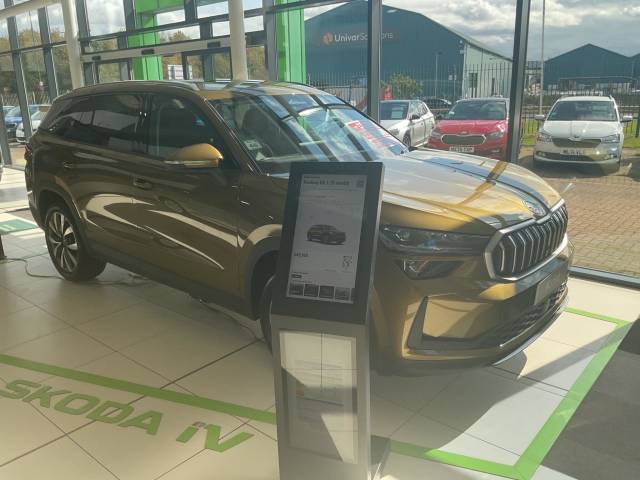 Skoda Kodiaq 1.5 TSI iV 25.7kWh SE L DSG Euro 6 (s/s) 5dr (5 Seat) SUV Hybrid Bronx GoldSkoda Kodiaq 1.5 TSI iV 25.7kWh SE L DSG Euro 6 (s/s) 5dr (5 Seat) SUV Hybrid Bronx Gold at Derek Slack Motors Middlesbrough