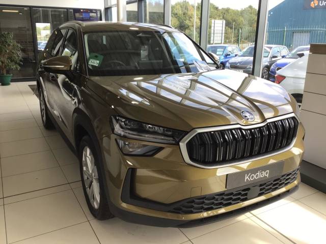 Skoda Kodiaq 1.5 TSI e-TEC MHEV SE L DSG Euro 6 (s/s) 5dr (7 Seat) SUV Hybrid Bronx GoldSkoda Kodiaq 1.5 TSI e-TEC MHEV SE L DSG Euro 6 (s/s) 5dr (7 Seat) SUV Hybrid Bronx Gold at Derek Slack Motors Middlesbrough