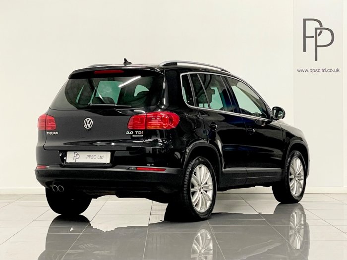 Volkswagen Tiguan 2.0 TDi Sport 170 5dr Saloon Diesel BLACK