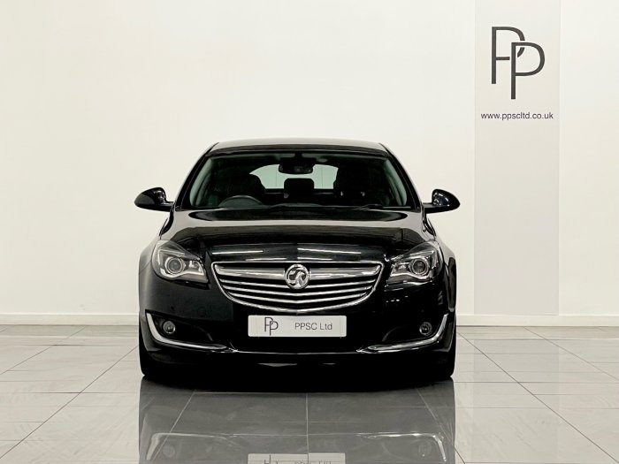 Vauxhall Insignia 2.0 CDTi [163] ecoFLEX Elite Nav 5dr [Start Stop] Hatchback Diesel BLACK