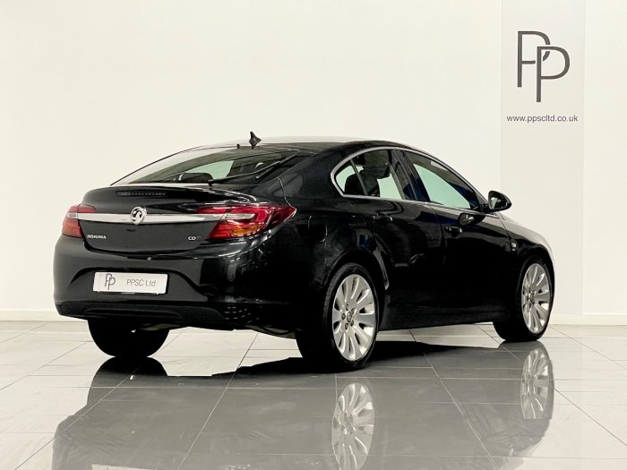 Vauxhall Insignia 2.0 CDTi [163] ecoFLEX Elite Nav 5dr [Start Stop] Hatchback Diesel BLACK