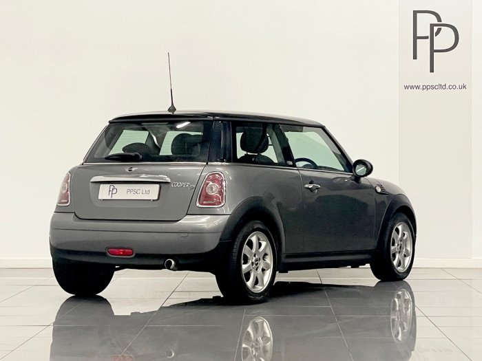 Mini Hatchback 1.6 Cooper D Graphite 3dr Hatchback Diesel GREY