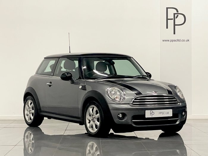 Mini Hatchback 1.6 Cooper D Graphite 3dr Hatchback Diesel GREY