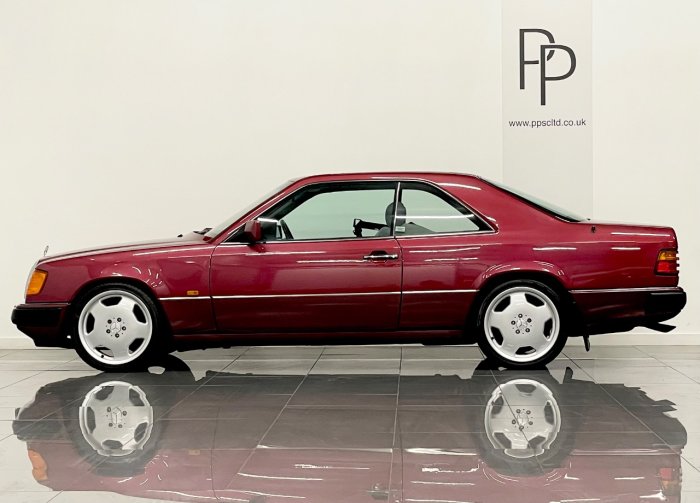 Mercedes-Benz Ce Series 2.2 220 CE 2dr Auto Coupe Petrol RED