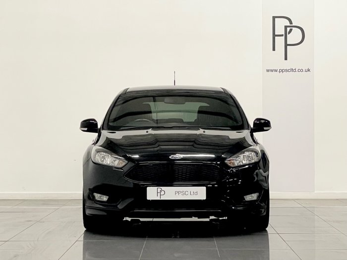 Ford Focus 1.5 EcoBoost ST-Line 5dr Hatchback Petrol BLACK