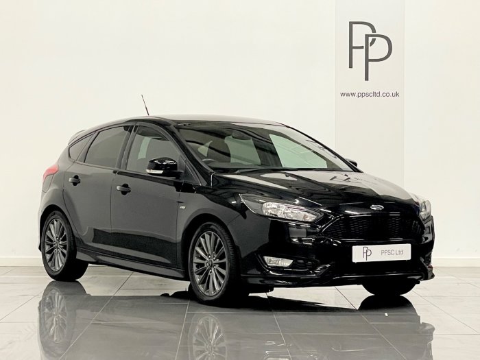 Ford Focus 1.5 EcoBoost ST-Line 5dr Hatchback Petrol BLACK