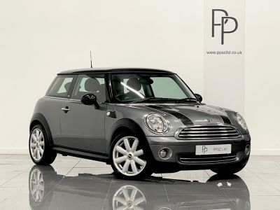 Mini Hatchback 1.6 Cooper Graphite 3dr Hatchback Petrol GREYMini Hatchback 1.6 Cooper Graphite 3dr Hatchback Petrol GREY at Derek Slack Motors Middlesbrough