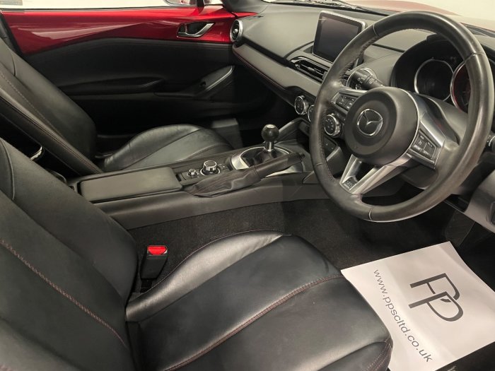 Mazda MX-5 1.5 Sport Nav 2dr Convertible Petrol RED