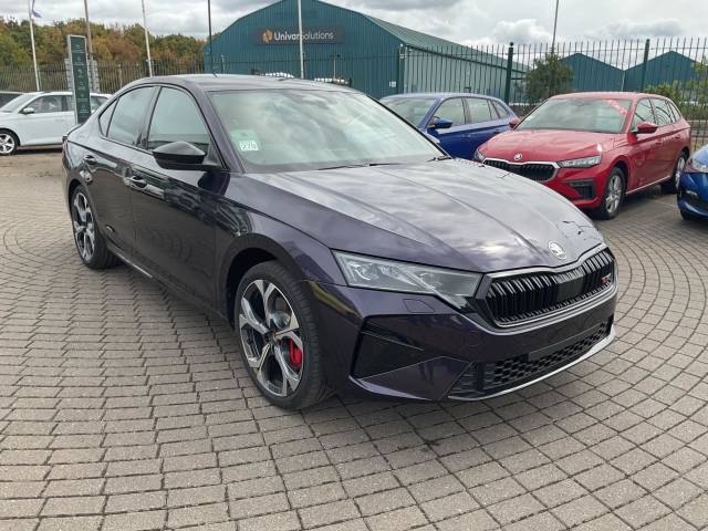 Skoda Octavia 2.0 TSI vRS DSG Euro 6 (s/s) 5dr Hatchback Petrol Space VioletSkoda Octavia 2.0 TSI vRS DSG Euro 6 (s/s) 5dr Hatchback Petrol Space Violet at Derek Slack Motors Middlesbrough
